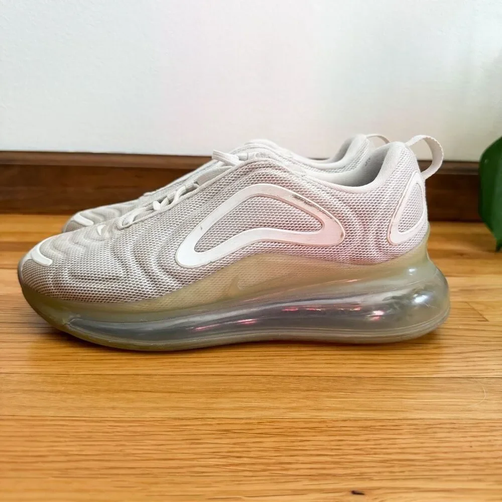 Nike Airmax 720 GS Size 9